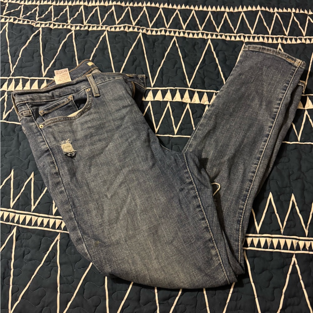 Levi's Blue Skinny Jeans with Classic Denim Texture